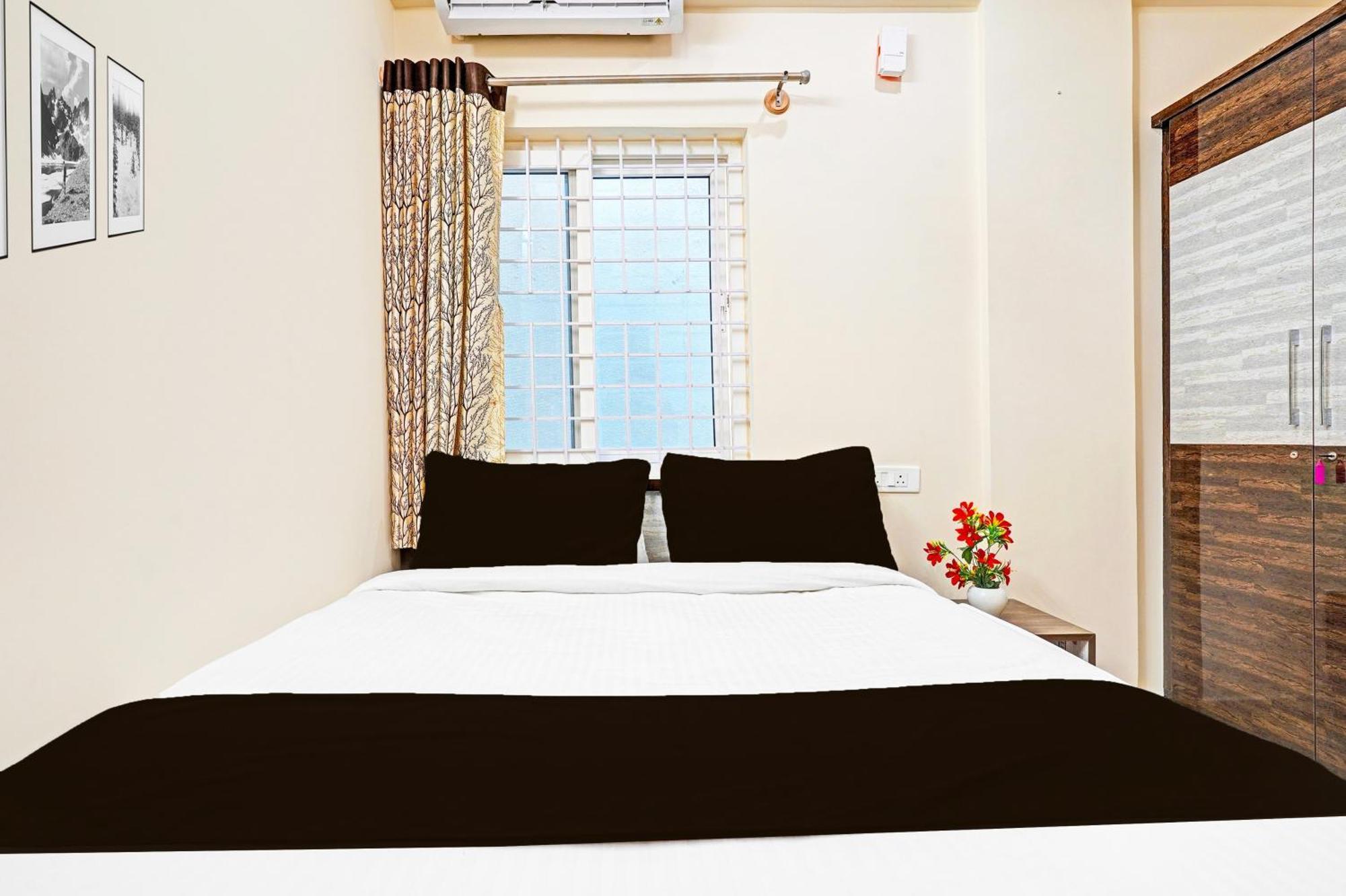 Super Collection O Niladri Road Hotell Kammasandra Eksteriør bilde