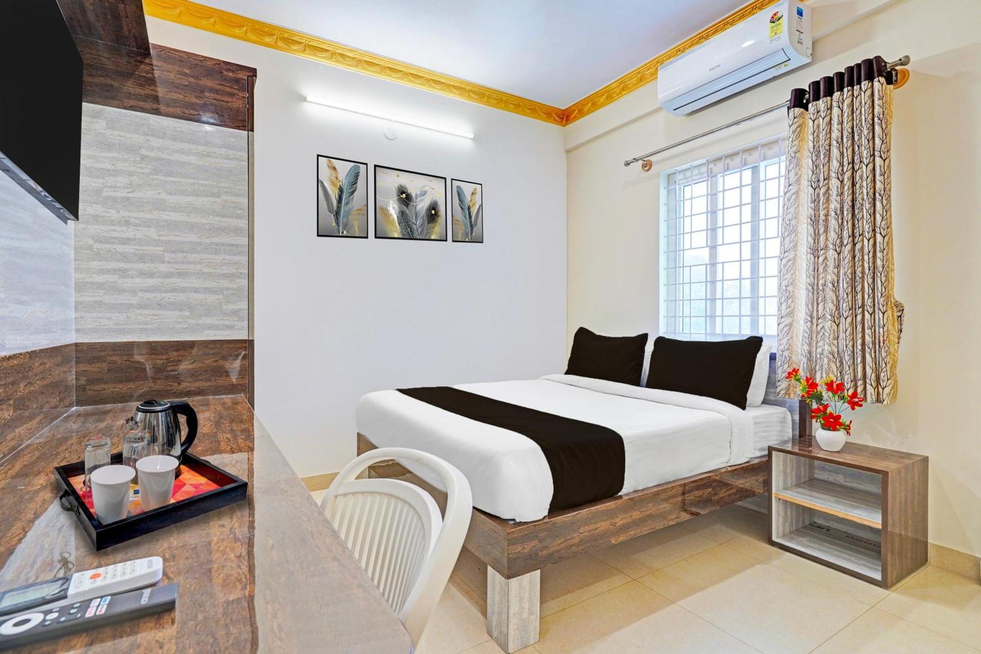 Super Collection O Niladri Road Hotell Kammasandra Eksteriør bilde